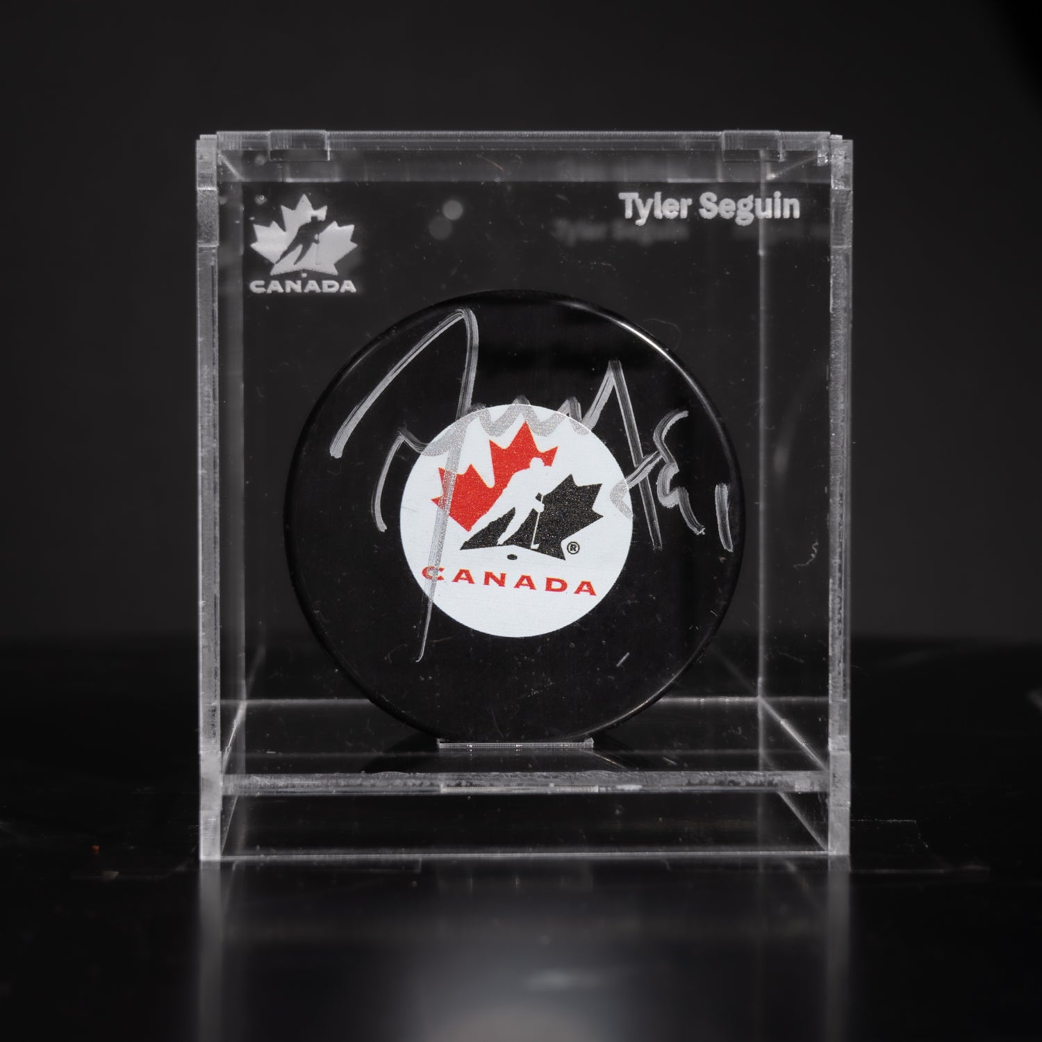 Puck Firmado- Tyler Seguin Canada